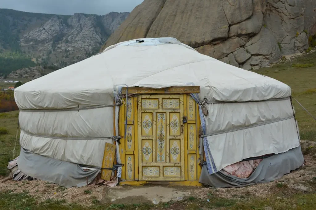 Nomadic Life in the Modern World