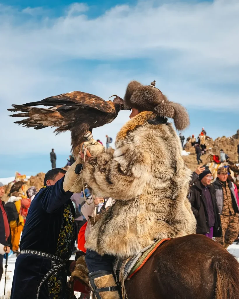 mongolia golden eagle festival
